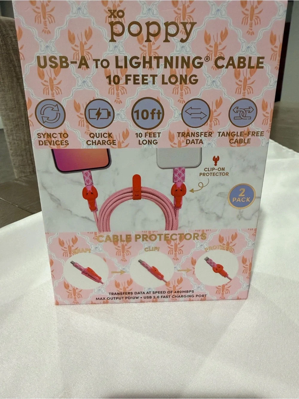 Pink Clip & Protect USB to Lightning Cable